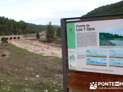 Puente de Los 7 Ojos - Senderismo Cañón del Río Lobos - trekking; viajes septiembre; gratis